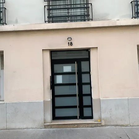 Joivy Welcoming 1-bed Flat Near Champ De Mars Apartment Paris